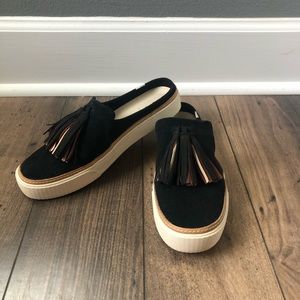 TOMS slip on sneakers